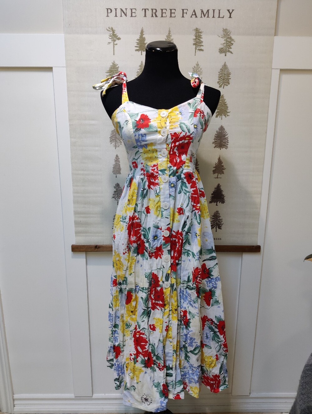 Urban Outfitters Floral Button-Front Midi Dress White Multi Tie-Strap - Medium